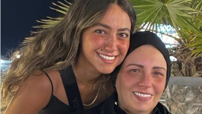 والدة هند عبد الحليم تتعرض لوعكة صحية