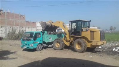 حملات مكثفة بشوارع وميادين المنيا للنظافة ورفع التراكمات