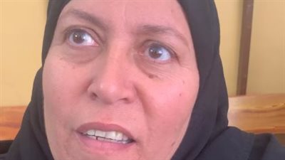 محاكمة السائق المتهم بإنهاء حياة صاحب مقهى ببورسعيد.. ووالدة الضحية: عاوزة حق ابني | بث مباشر