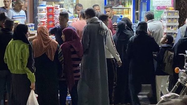 طوابير لشراء الزبادي