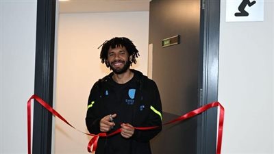 محمد النني يفتتح غرفة للصلاة في ملعب الإمارات معقل فريق أرسنال الإنجليزي 