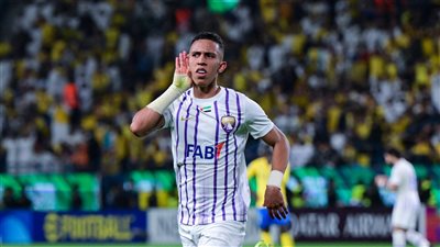 بعد تألقه في دوري أبطال آسيا.. صراع بين أندية السعودية على سفيان رحيمي