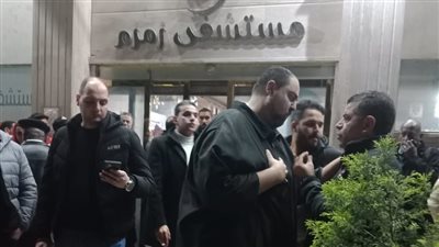 نيابة عن الوزير.. وكيل الشباب والرياضة بالإسكندرية تزور أحمد رفعت في المستشفى للاطمئنان على حالته الصحية