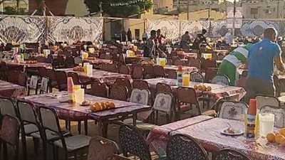 3 آلاف وجبة.. فندق بالغردقة ينظم مائدة إفطار جماعي: بنقدم نفس الأكل اللي بنعمله للنزلاء | بث مباشر