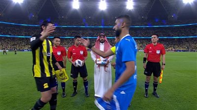 الزعيم يحكم قبضته على الكلاسيكو.. تاريخ مواجهات الهلال والاتحاد قبل نهائي السوبر السعودي