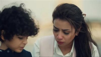 ملخص الحلقة الثانية من مسلسل المعلم: إصابة زمرد بالسرطان.. ومصطفى شعبان يدخل في صراع مع منذر رياحنة