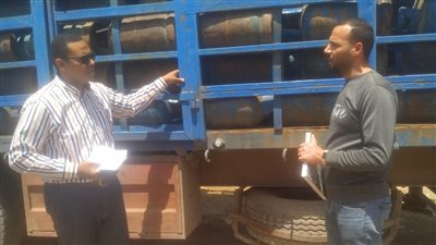 ضبط مستودع غاز لبيعه 820 أسطوانة منزلية في السوق السوداء بالبحيرة