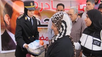 الداخلية تطلق مبادرة كلنا واحد في رمضان لتوزيع وجبات إفطار بالقاهرة والجيزة |صور 