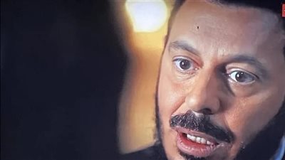 مصطفى شعبان ينفي وجود تشابه بين مسلسل المعلم وفيلم شادر السمك لـ أحمد زكي 