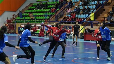 سيدات يد الأهلي بطلا للدوري الممتاز بعد الفوز على سموحة