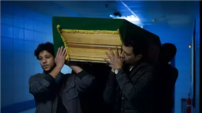 مسلسل مسار إجباري الحلقة الثالثة.. وفاة والد عصام عمر وأحمد داش وتهديدهما بالقتل