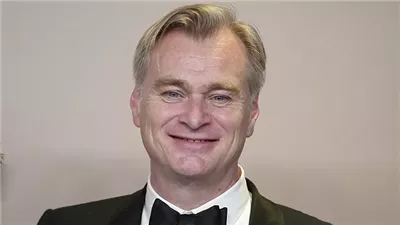 بعد فوزه بالأوسكار.. كم جنى المخرج من فيلم Oppenheimer؟