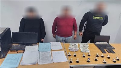 على طريقة ابن القنصل.. القبض على مزوري محررات رسمية وترويجها أونلاين بالبحيرة