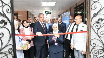 محافظ الفيوم يفتتح عددًا من الأقسام والوحدات بمستشفى التأمين الصحي