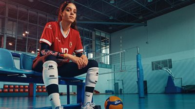 غرامة مالية وحرمان من المنتخب.. مصير متوقع لزينة العلمي لاعبة طائرة الأهلي