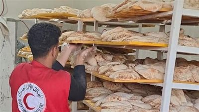 لليوم الرابع في رمضان.. الهلال الأحمر يواصل تقديم وجبات الإفطار والسحور للنازحين بقطاع غزة