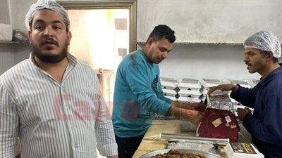 25 عاما من المحبة.. روماني مسيحي يطعم المسلمين طوال شهر رمضان بالأقصر