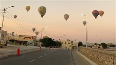 تحليق 40 رحلة بالون طائر على متنها 1000 سائح بالأقصر