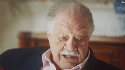 مسلسل عتبات البهجة الحلقة الخامسة.. يحيى الفخراني يكتشف مبتز حفيدته على السوشيال ميديا