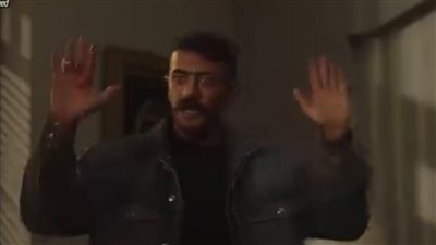 مسلسل حق عرب الحلقة 5 | أحمد العوضي يتوعد الجياشين.. وجدل حول علاقته بوفاء عامر بعد إصابته