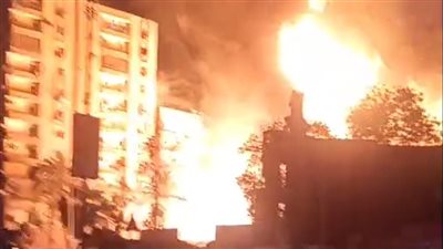 إصابة 4 أشخاص في حريق ستديو الأهرام.. والمحافظ والقيادات الأمنية يصلون لموقع الحادث 