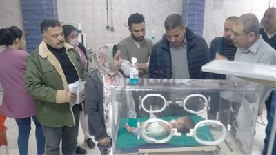 بسبب تسريب الغاز.. السكرتير العام يتفقد حضانة خاصة بمدينة المنيا للاطمئنان على حالة الأطفال المبتسرين 