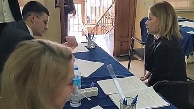 القنصلية الروسية بالغردقة تستقبل مواطنيها للإدلاء بأصواتهم في الانتخابات الرئاسية | بث مباشر