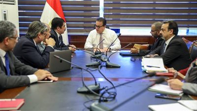 وزير الصحة يبحث إنشاء أول مركز تدريبي دائم لجراحات الأوعية الدموية بإفريقيا