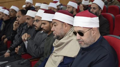 دينية النواب تناقش طلبات برفع مرتبات أئمة المساجد ومنع غير المؤهلين من اعتلاء المنابر