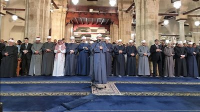 في الذكرى 1084 على تأسيسه.. الجامع الأزهر كامل العدد بآلاف المصلين من مصر وعواصم العالم