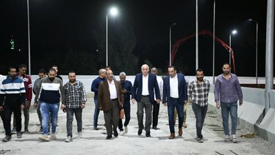 بتكلفة 130 مليون جنيه.. محافظ قنا يتفقد الأعمال النهائية لمشروع كوبري الرياح