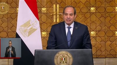 السيسي يهنئ بوتين بإعادة انتخابه لفترة رئاسية جديدة