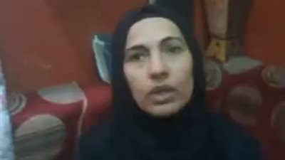 أرملة عامل أنهى 7 أشخاص حياته بالدقهلية بسبب خلافات الصغار: ابنهم رمى ابني في الترعة وصوره| بث مباشر