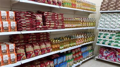 المنطقة الشمالية العسكرية تنظم عددا من المعارض لتوفير السلع الغذائية بأسعار مخفضة للمواطنين