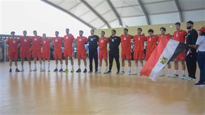 التواء في أربطة الركبة.. تطورات إصابة لاعب منتخب مصر لكرة اليد