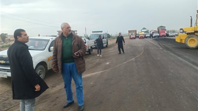 ارتباك مروري على طريق الإسكندرية الصحراوي بعد انقلاب تريلا