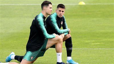 كانسيلو: رونالدو لاعب مهم.. لكن لم نعد نعتمد عليه كثيرًا في المنتخب