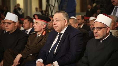 نقيب الأشراف: نحتاج لاستلهام روح انتصارات العاشر من رمضان والمشاركة في بناء الوطن