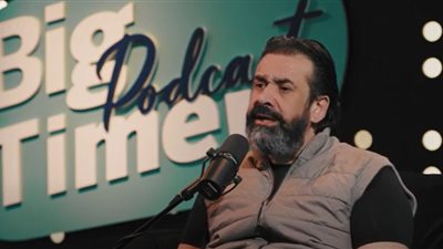 كريم عبد العزيز: أصبت 29 شخصًا من أصدقائي بـ كورونا.. وتأزمت بعد انفصال والدي ووالدتي