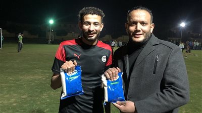 بعد البط والأرز والبامبرز.. 2 كيلو سكر جائزة رجل المباراة بدورة رمضانية في بني سويف 