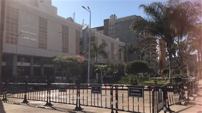 تشديدات أمنية بمحيط محكمة جنايات المنصورة استعدادًا لمحاكمة المتهم بإنهاء حياة الطالب إيهاب أشرف