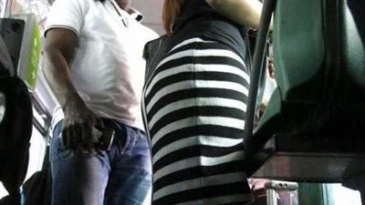 بسبب تاتو.. فتاة كورية تحرر محضرا ضد شاب تحرش بها في أتوبيس جو باص | خاص