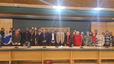 نقيب الصحفيين يعلن تشكيل وفد من البرلمانيين ومجلس النقابة لمقابلة المسئولين لتعيين المؤقتين