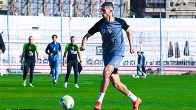 مشاركة أحمد فتوح وانتظام ثنائي الزمالك الجديد في مران الفريق 