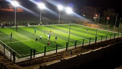 المعمل الجنائي يعاين حريق ملعب خماسي بكلية التربية الرياضية في الجيزة