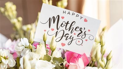 تهنئة عيد الأم 2024 مكتوبة وبالصور.. عبارات وكلمات لتهنئة ست الحبايب في عيدها