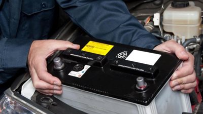 كيف تحمي بطارية سيارتك من حرارة الشمس؟.. 4 نصائح هامة