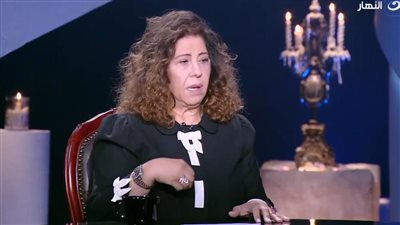 ليلى عبد اللطيف: مصر ستتعافى اقتصاديا.. والدولار لن يكسب الحرب ضد الجنيه 