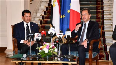 وزير الرياضة: سيتم التنسيق لإقامة مباراة ودية بين منتخبا مصر وفرنسا فى العاصمة الإدارية