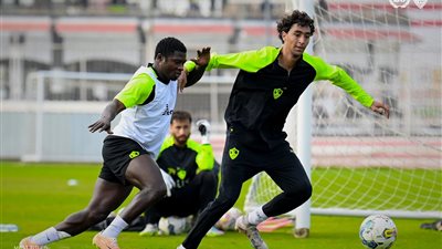 سامسون أكينولا يقترب من قيادة هجوم الزمالك أمام مودرن فيوتشر في الكونفدرالية